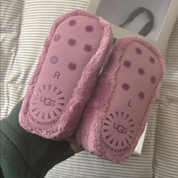 UGG Pink Baby Booties - Picture 5 of 5